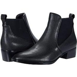 NATURALIZER Hailey Bootie Size 12